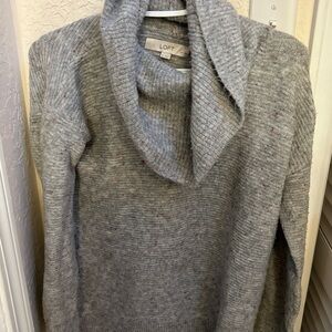 Loft petites sweater
